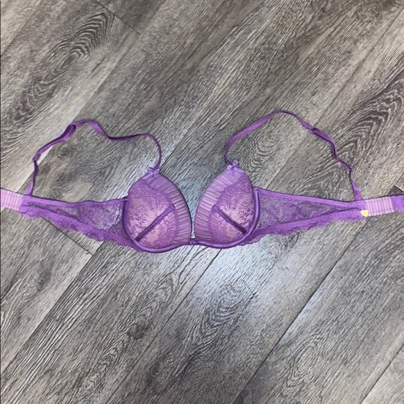 34 A La Senza new 2/25$ - Picture 2 of 4